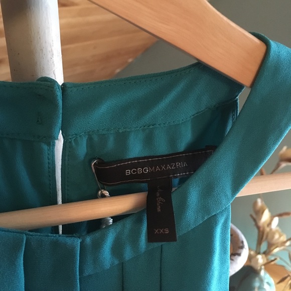 BCBG Max Azria SeaBreeze 🌊 - Picture 2 of 7